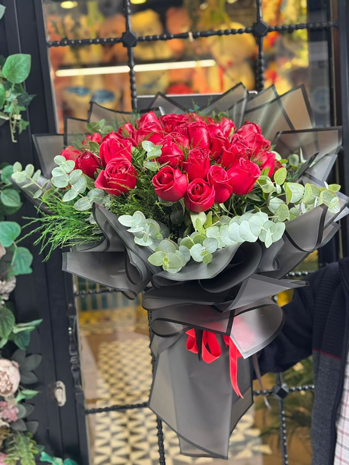 Bir Kucak Aşk, kütahya çiçek siparişi