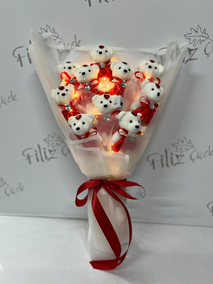 BEYAZ DÜŞTE 10 AYICIK BUKETİ 