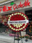 Çiçekçi - Kırmızı ve Beyaz Özel Cenaze Çelengi