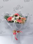 Çiçekçi - Pastel Tonlarda Çiçek Buketi